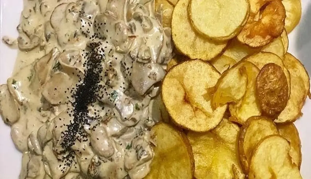 یکبار برای همیشه  طرز تهیه سیب زمینی با سس آلفردو رستورانی رو یاد بگیر! |  طرز تهیه سیب زمینی با سس آلفردو + ویدئو