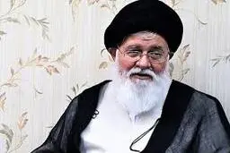 
علم‌الهدی: در شبکه اجتماعی خارجی هرجا تمثال شهید سلیمانی بود حذف کرده و فیلم پاره کردن عکس شهید را منتشر کردند