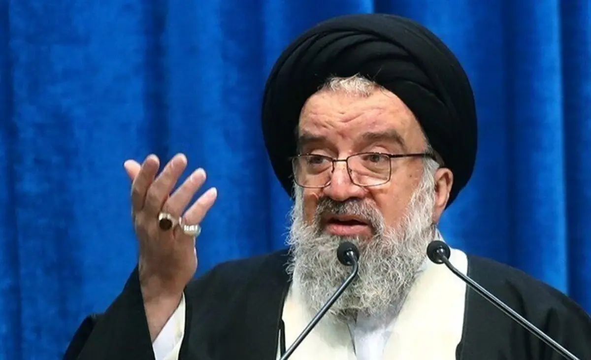 واکنش امام جمعه موقت تهران به حواشی خلیج فارس | متدینین هم‌پای انقلاب، از ارزش‌های میهنی نیز دفاع می‌کنند