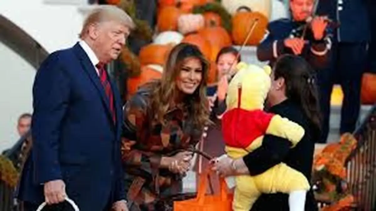 آمریکا  |  استقبال ترامپ از برگزاری جشن هالووین / رکورد بی سابقه مبتلایان به ویروس کرونا
