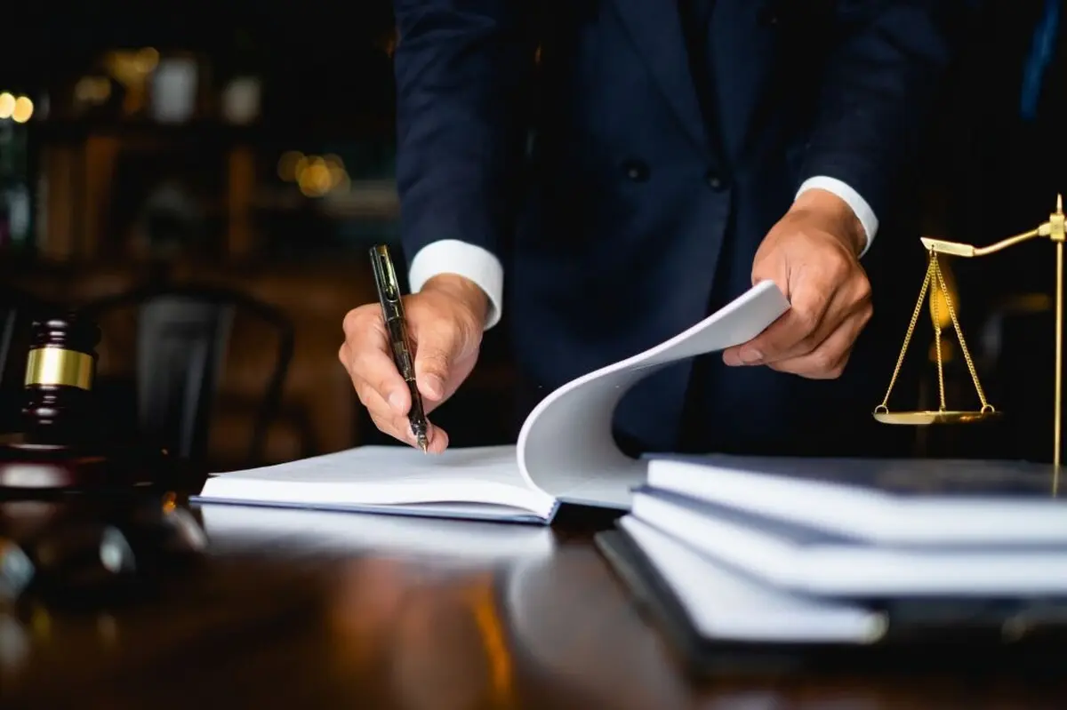 گروه وکلای آریا دادیار 