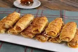 بورک گوشت مجلسی؛ فینگر فود خوشمزه و ساده برای مهمانی‌ها+ ویدیو 

