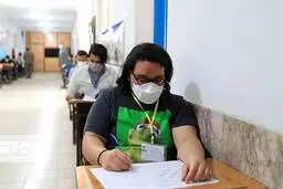 عکس های جالب و دیدنی از برگزاری امتحانات دانش آموزان| برگزاری امتحانات پایه دوازدهم دانش آموزان با رعایت پروتکل های بهداشتی 