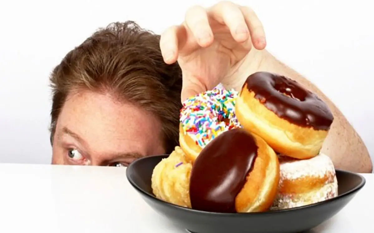 چقدر شیرینی بخوریم و دیابت نگیریم؟ | مقدار مصرف شیرینی را بدانید