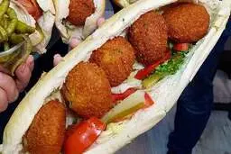 
 صنف اغذیه فروشان فلج شده است!
