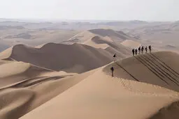 نجات ۲۶ کویرنورد مفقود/ تلاش برای پیدا شدن چهار کویرنورد دیگر