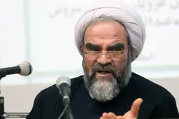 آیت‌الله غرویان: اینکه علم را به مؤمن و کافر تقسیم کنیم، خطرناک است | شبه علم برای دکّان‌داری است | برخی ارکان حکومت هم از این‌ها حمایت‌ می‌کنند | برای مبارزه با غرب، حتی علم غربی را محکوم می‌کنند |  برخی علما با واکسن‌ مبارزه کردند و با کرونا از دنیا رفت