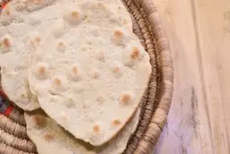 اگه میخوای دستور حرفه ای نون تافتون رو یاد بگیری ببین! | طرز تهیه نان تافتون +ویدئو