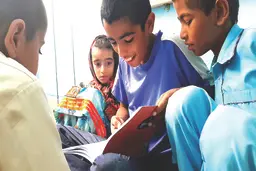 نویسنده عزیز! لطفا به روستای ما بیایید