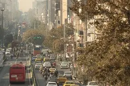 آسمان غبارآلود تهران در مناطق پرتردد