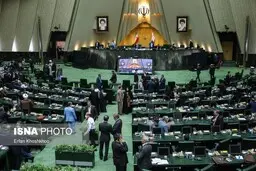 درخواست جمعی از نمایندگان برای رفع توقیف روزنامه «جهان صنعت»