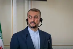 وزیر امور خارجه ایران گفت : طالبان حق را به ایران را ندهد، اقدام قانونی و بین المللی می کنیم