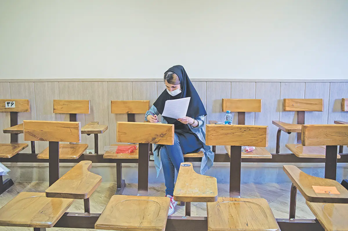 تعداد صندلی‌های خالی دانشگاه‌ها رو به افزایش است | آموزش دانشجویان کارشناسی این ترم"مجازی" است