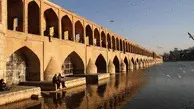 آب رودخانه زاینده رود سرانجام به سی و سه پل اصفهان رسید+ویدئو