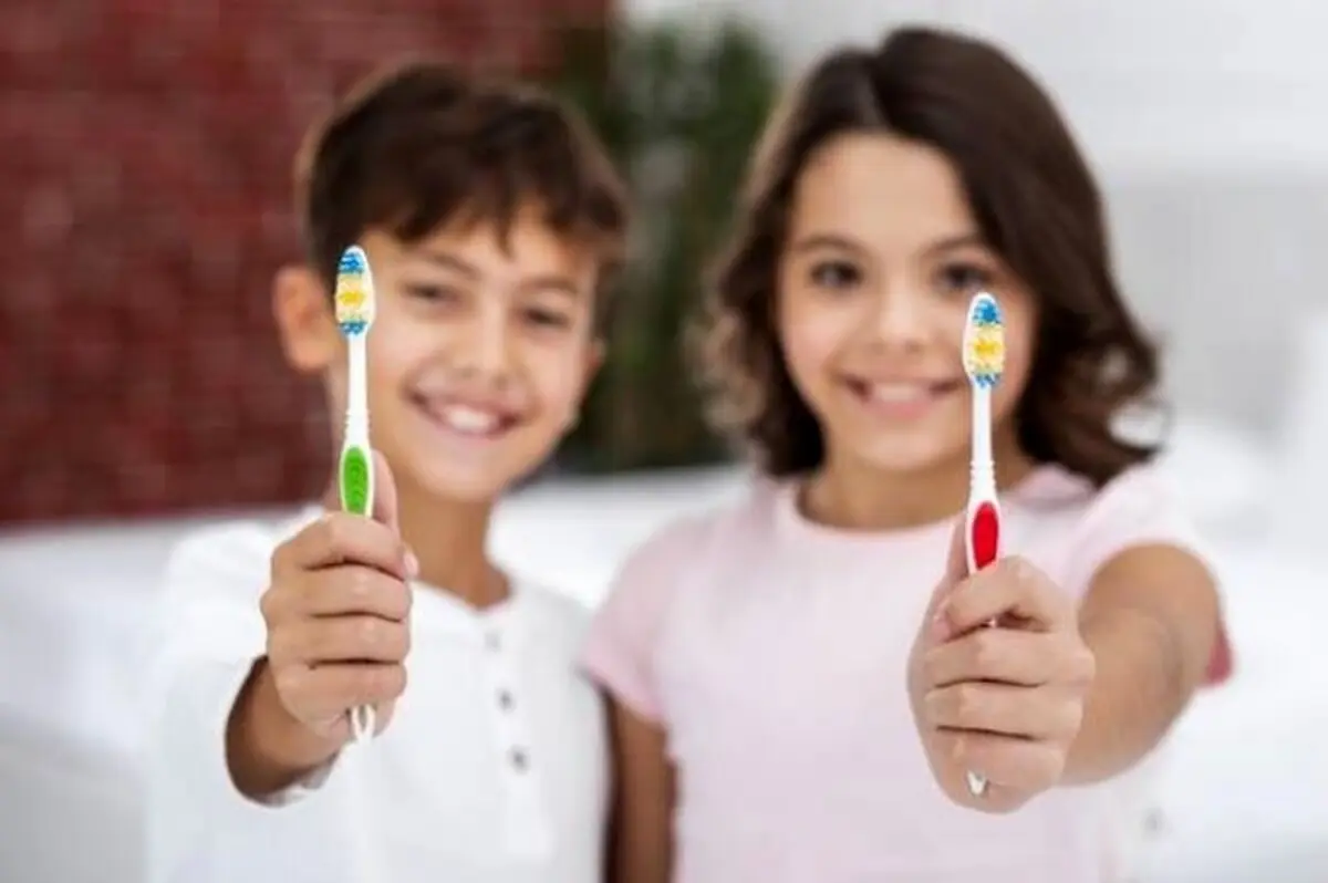 اشتباهاتی در مسواک کردن | چگونه باید مسواک بزنیم؟ 