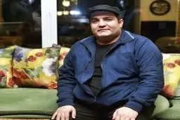 آواز خواندن میرطاهر مظلومی در کافه رخ به رخ+ویدئو