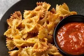 یک خوراکی سالم فقط با ماکارونی | طرز تهیه چیپس ماکارونی +ویدئو