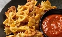 یک خوراکی سالم فقط با ماکارونی | طرز تهیه چیپس ماکارونی +ویدئو