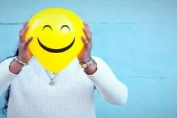 چطور با وجود تنهایی شاد و خوشحال باشیم؟
