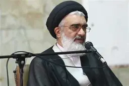 امام جمعه قم:9 دی نشان بصیرت مردمی و روحیه انقلابی ملت ایران است

