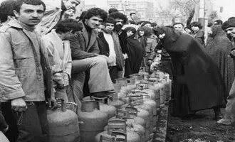شوک‌های اقتصادی با متولدین دهه 60 چه می‌کند؟ | نسل بی‌پناه 