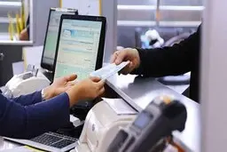 بانک‎ها باید یک نسخه از قرارداد را به مشتری بدهند
