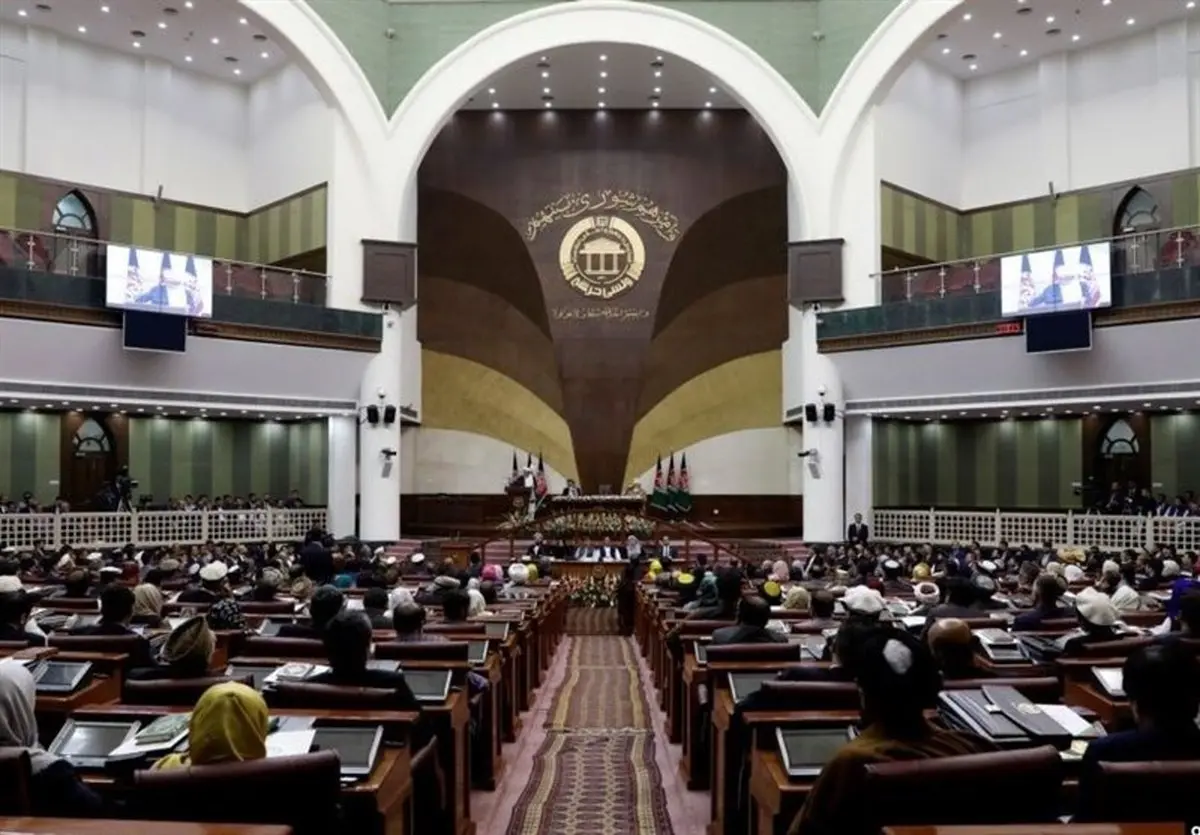 مخالفت پارلمان افغانستان با آزادی ۷ هزار زندانی طالبان 