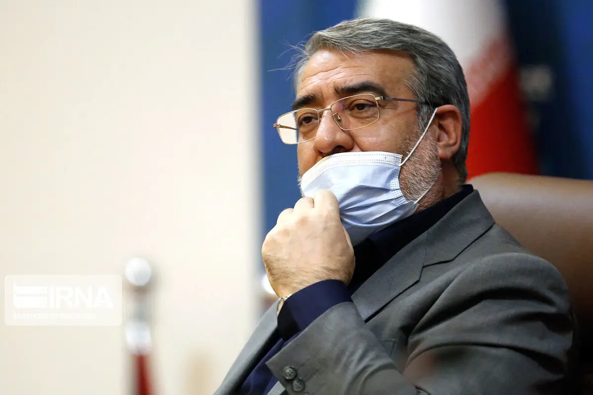 
وزیر کشور:  برخی در داخل کشور، دنبال کاهش مشارکت مردم در انتخابات هستند