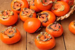 خواص باورنکردنی خرمالو 