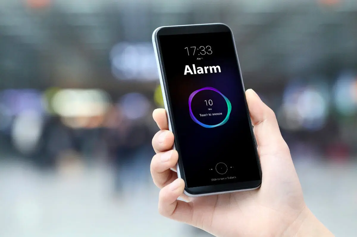 عوارض بیدار شدن با زنگ هشدار تلفن همراه+ویدئو