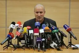 فشار و عصبانیت تاج در حین دیدن بازی تیم ملی امروز ایران! + عکس