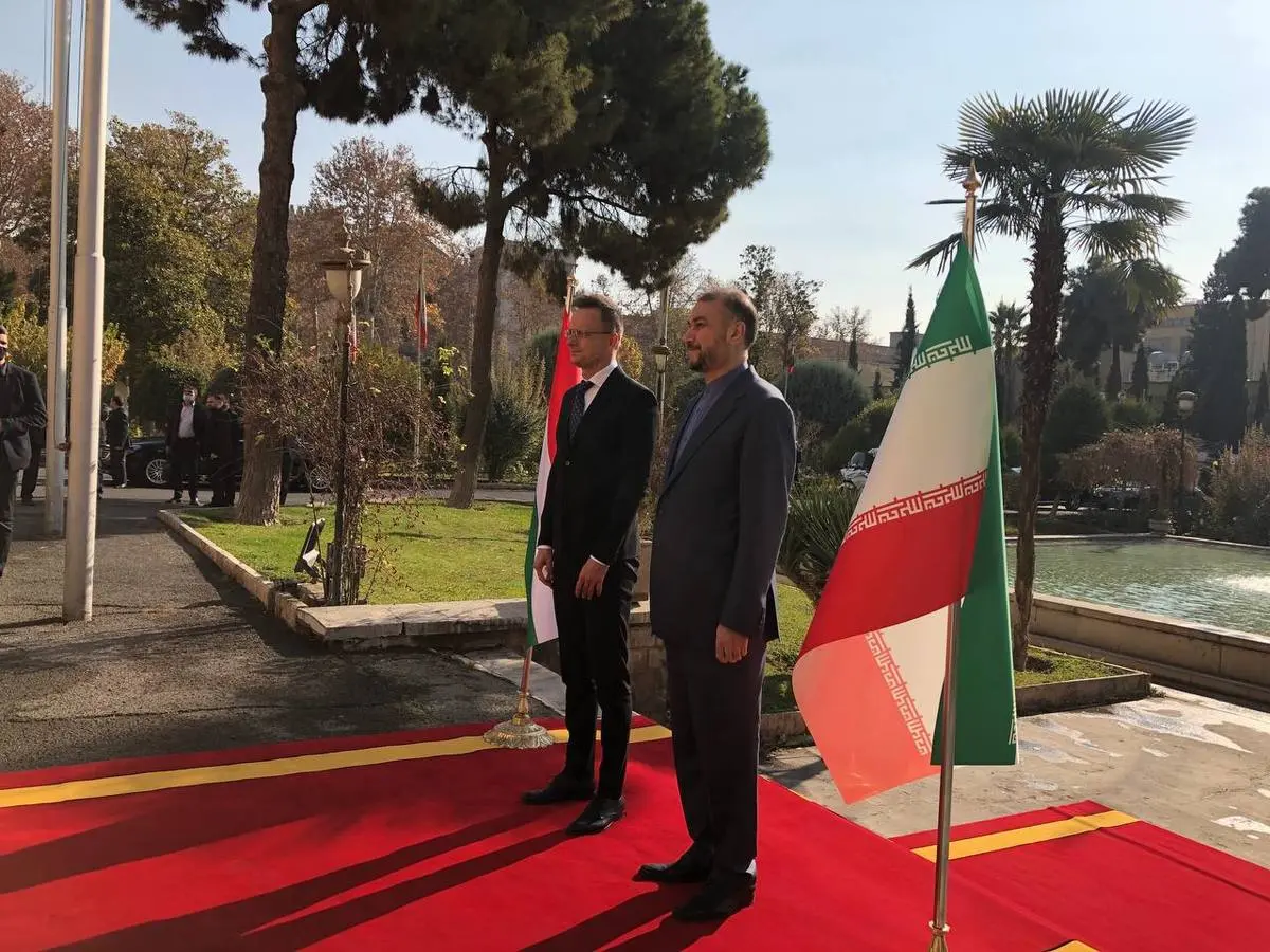دیدار وزرای خارجه ایران و مجارستان