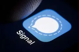 سیگنال کارکنان بیشتری استخدام می‌کند