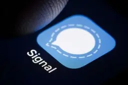 سیگنال کارکنان بیشتری استخدام می‌کند