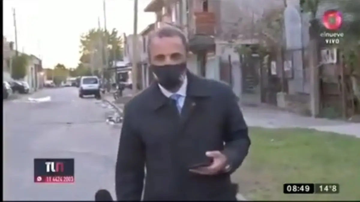 مجری آرژانتینی قبل از پخش برنامه زنده موبایلش به سرقت میره! + ویدئو