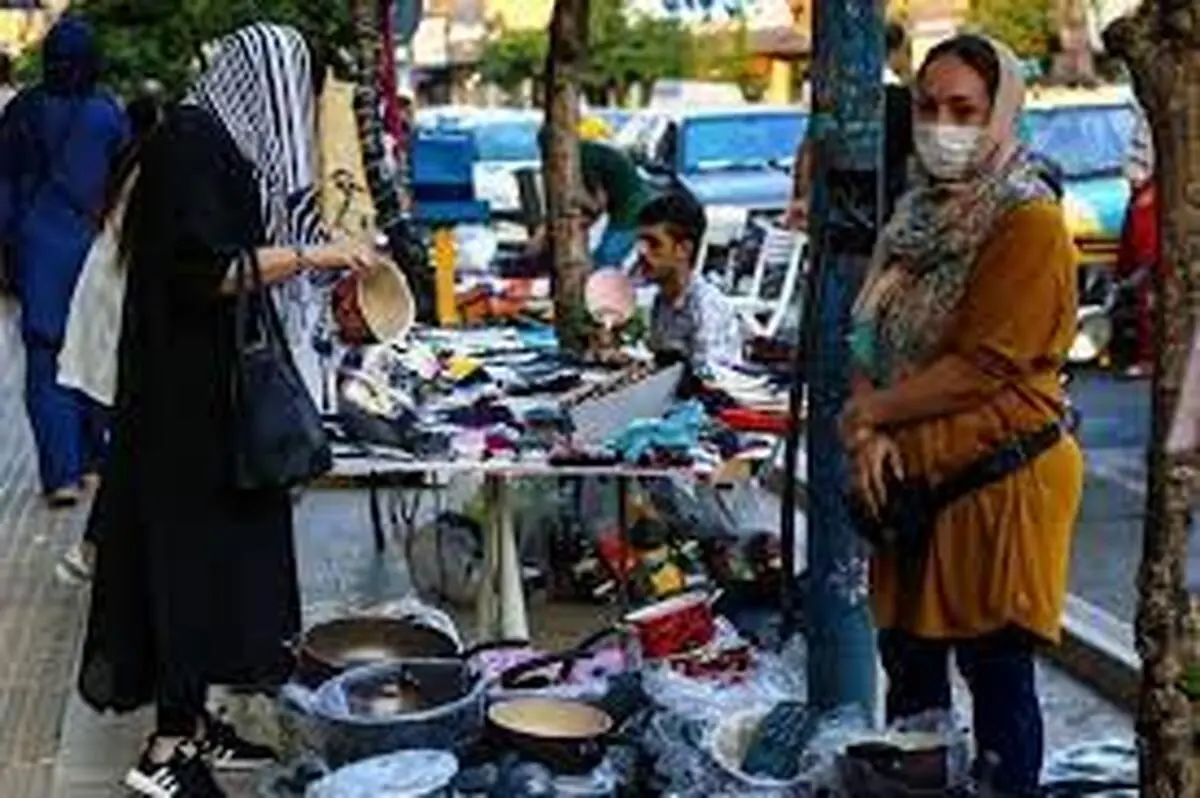 مترو؛ بازار سیاه روزانه یا نجات معیشت |شناسنامه برای دستفروش؟