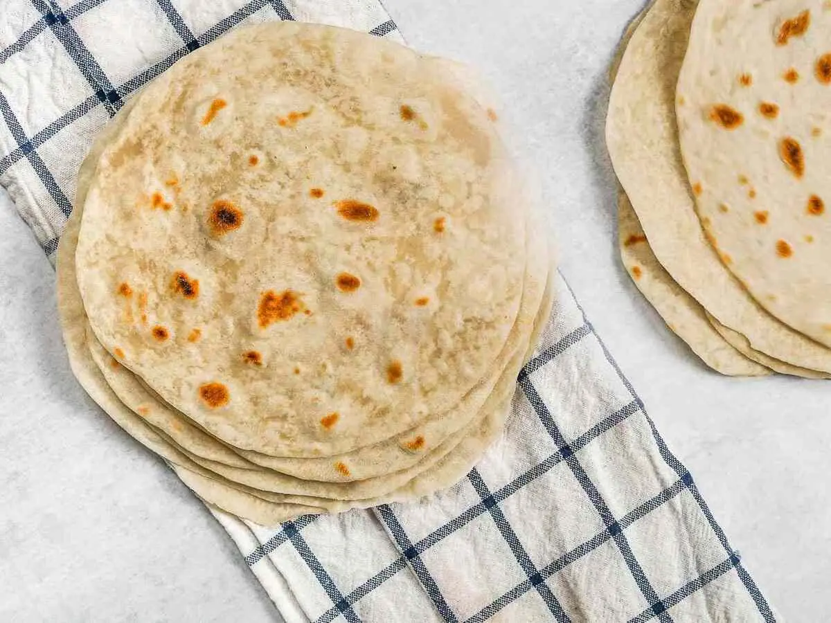 با این روش خودت نون خونگی درست کن | طرز تهیه نان تاکو +ویدئو