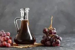 با این ماده تیرگی زیر بغلت از بین ببر | یا مصرف این ماده از زیر بغل تیره خداحافظی کن