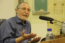 
روابط عمومی در ایران خوب است حداقل آجیل مشکل‌گشا باشد
