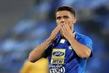 غیبت وریا غفوری در تمرین استقلال | شایعه اختلاف با ساپینتو