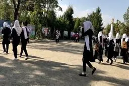 آموزش حضوری حتی در شرایط قرمز؟ | فشار و استرس والدین در آستانه سال جدید تحصیلی دانش‌آموزان