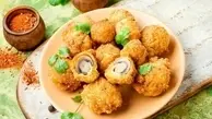 دیگه قارچ سوخاری رو تکراری درست نکن | قارچ سوخاری پنیری؛ انتخاب اول برای مهمانی‌ها +ویدئو