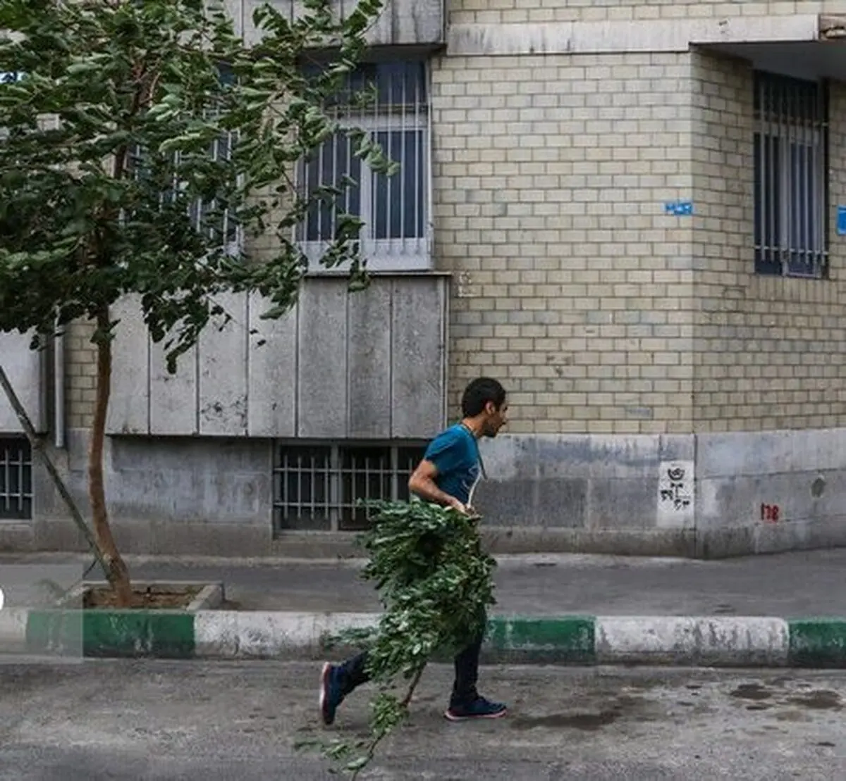 هشدار نسبت به وزش تندباد در تهران