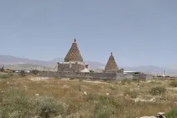 
مرمت دوگنبدان کوخرد در بستک آغاز شد
