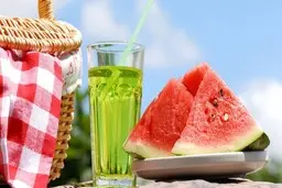 خوراکی‌های مفیدبرای کاهش سریع دمای بدن