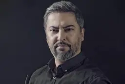 سلفی مرحوم مهرداد میناوند با استاد فوتبال | عکس