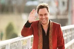 شباهت عجیب همسر شهروز ابراهیمی، به نیوشا ضیغمی! | بازیگر مرد از همسرش رونمایی کرد+تصویر 