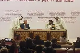 دستاورد 19 سال جنگ و حضور نظامی؛ بازی سر خط!/پرچم امارات اسلامی برافراشته شد