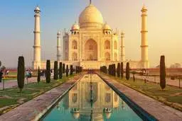  گردشگران ایرانی به اشتباه در معبد تاج محل هند نماز خواندند و به دست اوباش افراطی سپرده شدند! |  از اشتباه تا بازداشت +ویدئو