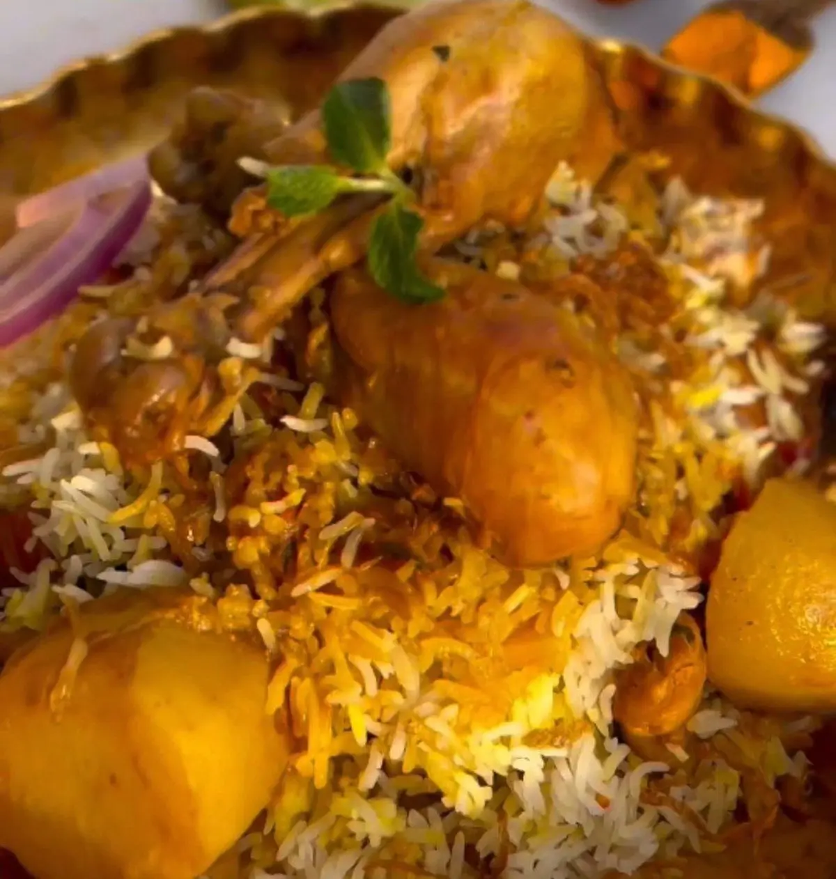 این غذای معروف هندی رو حتما یکبار درست کن! | طرز تهیه بیریانی حیدرآبادی، معروف‌ترین بریانی هندوستان +ویدئو